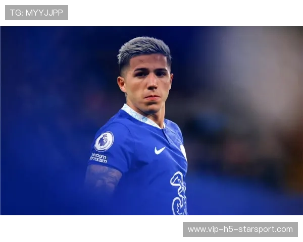 恩佐·费尔南德斯后场长传精确制导，杰克逊单刀球建功